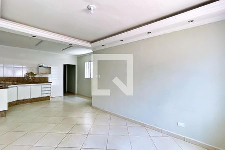 Sala de casa para alugar com 2 quartos, 160m² em Jardim Rosa de Franca, Guarulhos