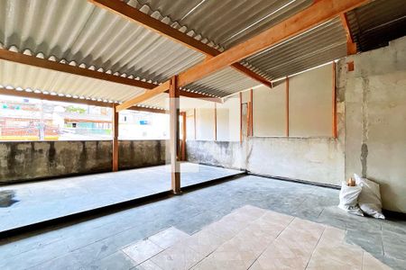 Casa para alugar com 160m², 2 quartos e 2 vagasVaranda