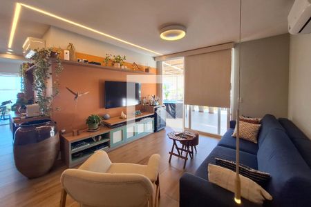 Sala de apartamento à venda com 3 quartos, 260m² em Itaipu, Niterói