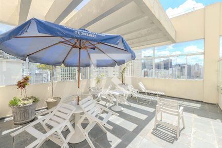 Apartamento à venda com 37m², 1 quarto e 1 vagaÁrea comum - Piscina