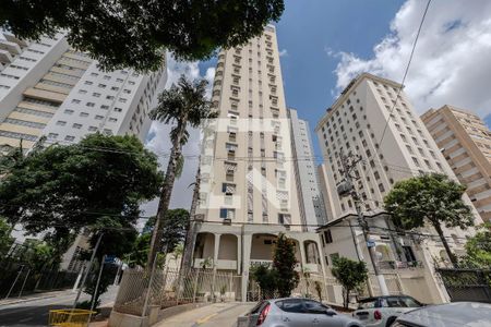 Apartamento à venda com 37m², 1 quarto e 1 vagaFachada