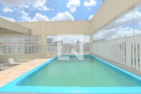 Apartamento à venda com 37m², 1 quarto e 1 vagaÁrea comum - Piscina
