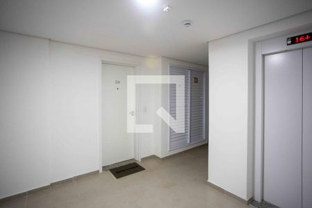 Apartamento à venda com 45m², 2 quartos e 1 vagaHall de entrada