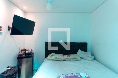 Quarto 1 de casa de condomínio para alugar com 2 quartos, 47m² em Vila Talarico, São Paulo