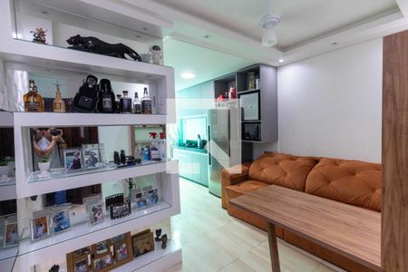 Sala/Cozinha de casa de condomínio para alugar com 2 quartos, 47m² em Vila Talarico, São Paulo