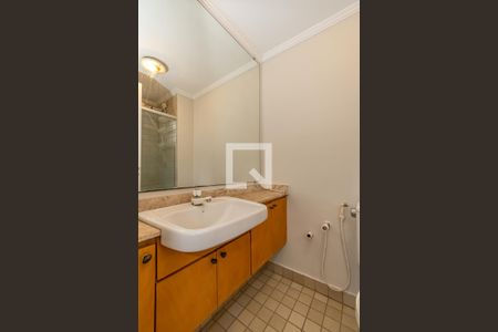 Banheiro da Suíte  de apartamento à venda com 3 quartos, 78m² em Parque das Flores, Campinas