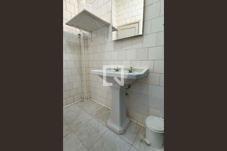 Apartamento para alugar com 80m², 3 quartos e sem vagaBanheiro