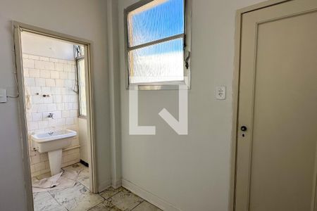 Apartamento para alugar com 80m², 3 quartos e sem vagaQuarto de Serviço