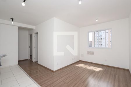Sala de apartamento para alugar com 2 quartos, 45m² em Sítio da Figueira, São Paulo