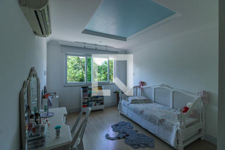 Casa de condomínio à venda com 350m², 4 quartos e 3 vagasSuíte 2