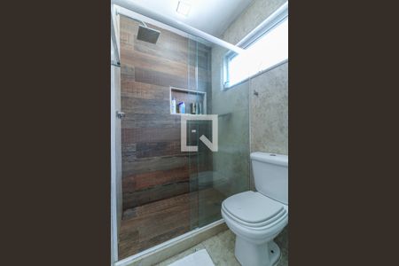 Casa de condomínio à venda com 350m², 4 quartos e 3 vagasSuíte 1 - Banheiro