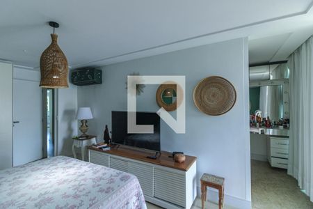 Suíte 1 de casa de condomínio à venda com 4 quartos, 350m² em Barra da Tijuca, Rio de Janeiro