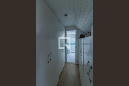 Casa de condomínio à venda com 350m², 4 quartos e 3 vagasSótão