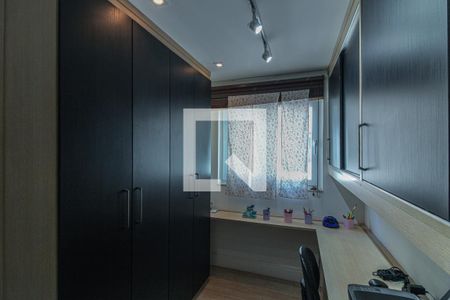 Casa de condomínio à venda com 350m², 4 quartos e 3 vagasQuarto / Escritório