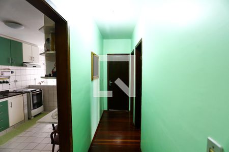 corredor de apartamento à venda com 2 quartos, 88m² em Jardim Maria Rosa, Taboão da Serra