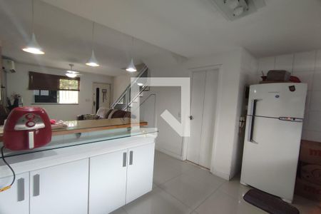 1º Pav - Cozinha de casa de condomínio para alugar com 2 quartos, 96m² em Pechincha, Rio de Janeiro