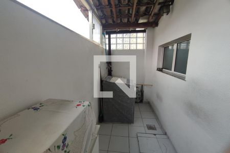 Casa de condomínio para alugar com 96m², 2 quartos e 1 vaga1º Pav - Área de Serviço