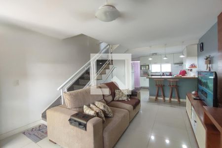 1º Pav - Sala de casa de condomínio para alugar com 2 quartos, 96m² em Pechincha, Rio de Janeiro