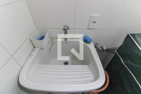 Casa de condomínio à venda com 350m², 5 quartos e 2 vagas Casa de condomínio à venda com 350m², 5 quartos e 2 vagasÁrea de Serviço