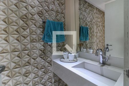 Casa de condomínio à venda com 350m², 5 quartos e 2 vagas Casa de condomínio à venda com 350m², 5 quartos e 2 vagasLavabo