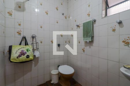 Casa à venda com 400m², 4 quartos e 5 vagasBanheiro da Suíte 3