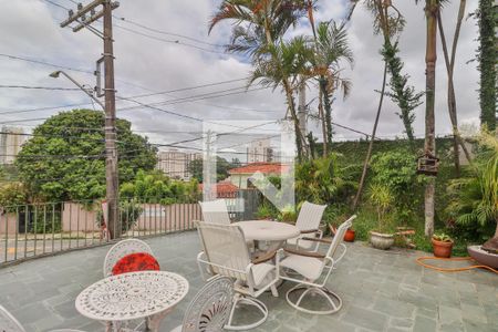 Casa à venda com 400m², 4 quartos e 5 vagasVaranda