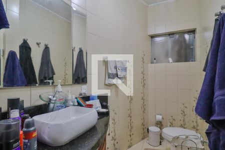 Casa à venda com 400m², 4 quartos e 5 vagasBanheiro da Suíte 1