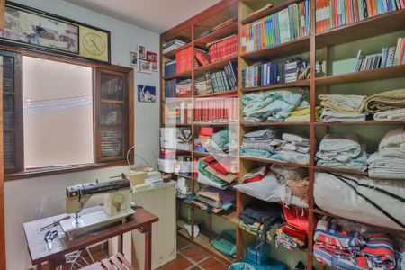 Casa à venda com 400m², 4 quartos e 5 vagasSuíte 3