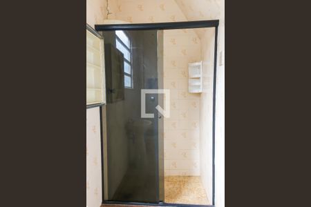 Casa de condomínio à venda com 200m², 3 quartos e 1 vaga Casa de condomínio à venda com 200m², 3 quartos e 1 vagaBanheiro 2