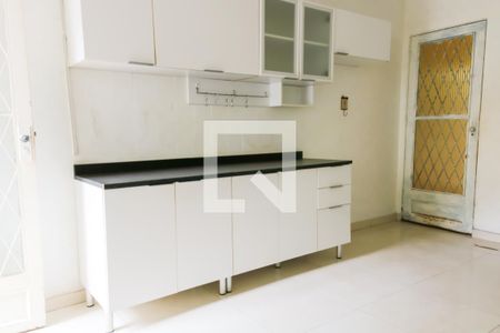 Casa de condomínio à venda com 200m², 3 quartos e 1 vaga Casa de condomínio à venda com 200m², 3 quartos e 1 vagaCozinha