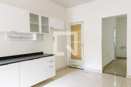 Casa de condomínio à venda com 200m², 3 quartos e 1 vaga Casa de condomínio à venda com 200m², 3 quartos e 1 vagaCozinha
