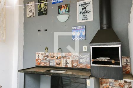 Casa de condomínio à venda com 200m², 3 quartos e 1 vaga Casa de condomínio à venda com 200m², 3 quartos e 1 vagaChurrasqueira - 1º Pavimento