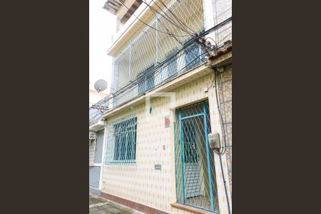 Casa de condomínio à venda com 200m², 3 quartos e 1 vaga Casa de condomínio à venda com 200m², 3 quartos e 1 vagaEntrada