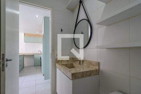 Banheiro de apartamento à venda com 1 quarto, 34m² em Jurubatuba, São Paulo