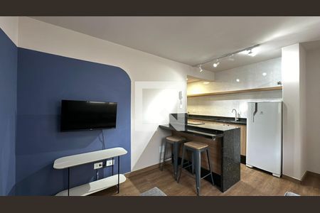 Sala de apartamento para alugar com 1 quarto, 31m² em Água Verde, Curitiba