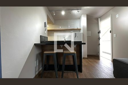 Sala de apartamento para alugar com 1 quarto, 31m² em Água Verde, Curitiba