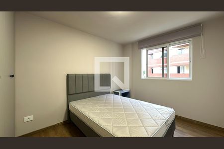 Quarto de apartamento para alugar com 1 quarto, 31m² em Água Verde, Curitiba