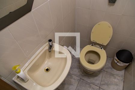 Casa à venda com 140m², 3 quartos e 2 vagasLavabo - Detalhe