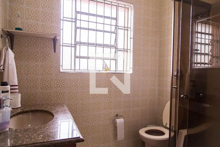 Casa à venda com 140m², 3 quartos e 2 vagasBanheiro Social