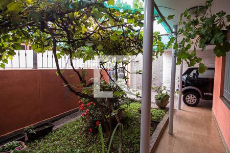 Casa à venda com 140m², 3 quartos e 2 vagasGaragem - Jardim