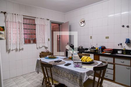 Casa à venda com 140m², 3 quartos e 2 vagasCozinha
