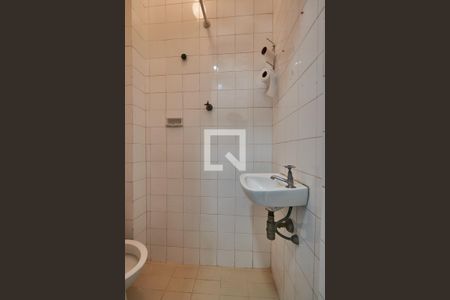 Apartamento para alugar com 67m², 2 quartos e sem vagaBanheiro de Serviço