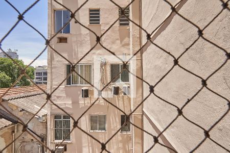 Apartamento para alugar com 67m², 2 quartos e sem vagaÁrea de Serviço Vista