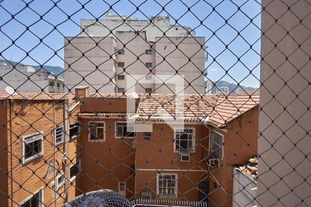 Sala Vista de apartamento para alugar com 2 quartos, 67m² em Maracanã, Rio de Janeiro