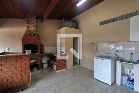 Casa à venda com 190m², 3 quartos e 3 vagasÁrea de Serviço