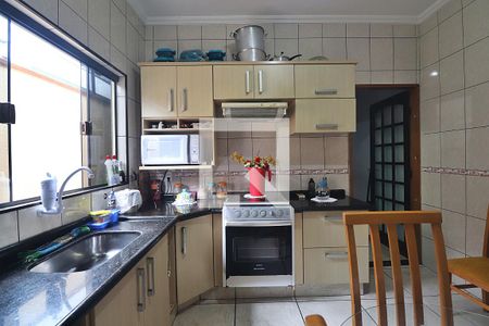 Casa à venda com 190m², 3 quartos e 3 vagasCozinha