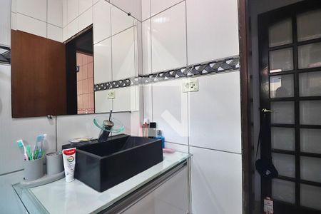 Casa à venda com 190m², 3 quartos e 3 vagasBanheiro Social