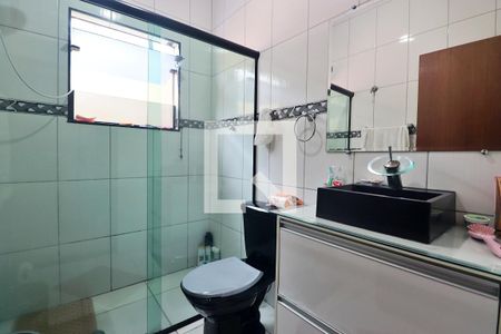 Casa à venda com 190m², 3 quartos e 3 vagasBanheiro Social