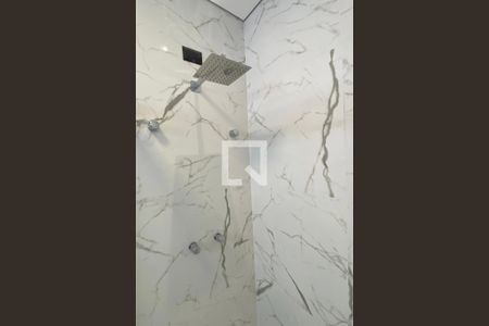 Casa de condomínio à venda com 200m², 4 quartos e 4 vagasBanheiro da Suíte 1