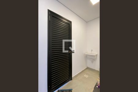 Casa de condomínio à venda com 200m², 4 quartos e 4 vagasÁrea de Serviço